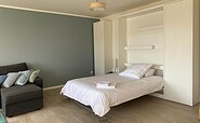 holiday flat yardside - bedroom, Foto: Werner Gerber, Lizenz: Gut Sonnenburg