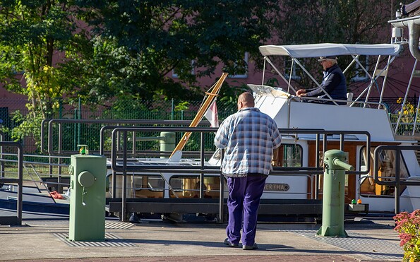 Bootseinfahrt in die Schleuse Schöpfurt, Finowfurt, Foto: ScottyScout