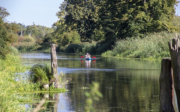 Blick auf den Finowkanal von der Schleuse Stecher, Niederfinow, Foto: ScottyScout