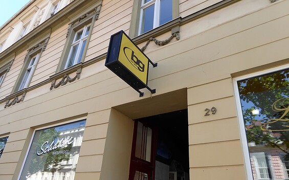 Bar Gelb, Foto: Tatjana Heumüller, Lizenz: Potsdam Marketing und Service GmbH