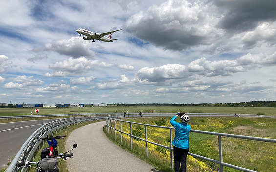 Flugzeug in Schönefeld, Foto: Petra Förster, Lizenz: Tourismusverband Dahme-Seenland e.V.