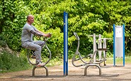 Sportgeräte am Gesundheitsweg, Foto: Florian Läufer, Lizenz: Seenland Oder-Spree
