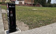 Ansicht Reparaturstation seitlich mit Werkzeug, Foto: Jörg Bartz, Lizenz: TV Ruppiner Seenland e.V.
