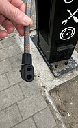 Luftpumpenschlauch mit seitlicher Trittvorrichtung, Foto: Jörg Bartz, Lizenz: TV Ruppiner Seenland
