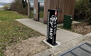 Fahrradreparaturstation Neuruppin in der Regattastraße an der Sonnenwiese, Foto: Jörg Bartz, Lizenz: TV Ruppiner Seenland