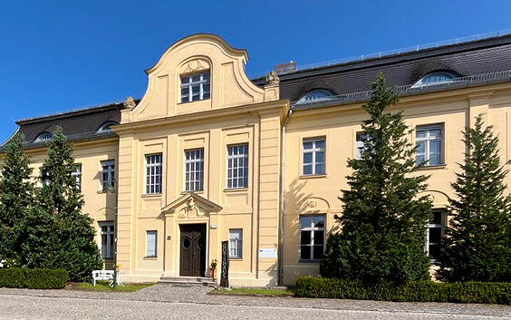 Gutshaus Wahlsdorf Front, Foto: Matthias Ludwig, Lizenz: Flunkerproduktionen