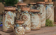 Vorratsdosen mit Korken, Foto: Laura Zielke, Lizenz: Laura Lizbeth Ceramics