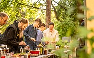 Außenbuffet, Foto: Clemens Bauerfeind, Lizenz: Servicedienste Elstal GmbH