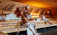 Schwitzen in der Spreewaldsauna, Foto: Finn Eidam, Lizenz: Spreewald Therme GmbH