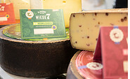 Farm store of the Transparent Dairy in Münchehofe , Foto: Gläserne Molkerei, Lizenz: Gläserne Molkerei