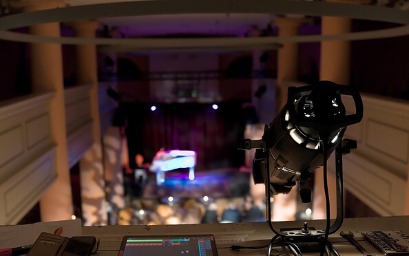 View from the gallery onto the stage of the Temnitzkirche, Foto: Jannika Olesch, Lizenz: Tourismusverband Ruppiner Seenland e. V.