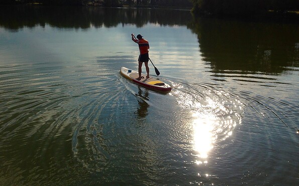 Rent a SUP board on Lake Motzen near Berlin, Foto: Marco Kielmann, Lizenz: Paddel Pit
