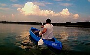 Rent a canoe. Paddle Pit boat rental in Motzen on Lake Motzen near Berlin, Foto: Marco Kielmann, Lizenz: Paddel Pit
