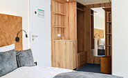 Appartment mit begehbarem Schrank, Foto: Benjamin Rohé, Lizenz: Project JUNE