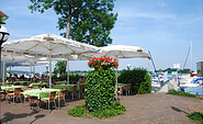 Marina Beetzsee/WWR Brielow - Restaurantterrasse direkt am Steg, Foto: Christin Drühl, Lizenz: Christin Drühl