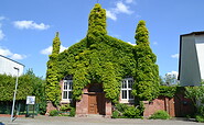 Friedenskirche Eingang, Foto: Kerstin Geilich, Lizenz: MuT