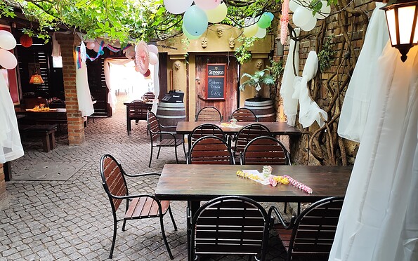 Bar with counter, Foto: Marco Mendritzki, Lizenz: Marco Mendritzki