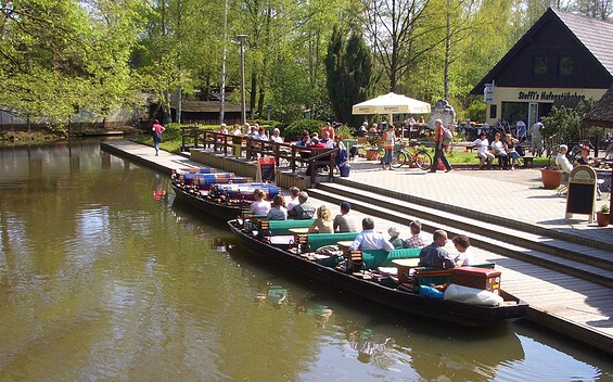 Biergarten und Bistro am Hafen Waldschlösschen, Foto: Johannes Schimmank, Lizenz: Hafen Waldschlösschen