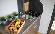 Küchenzeile, Foto: Hausbootvermietung Havelwelle, Lizenz: Hausbootvermietung Havelwelle