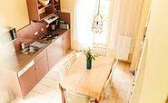Küche und Essbereich Wohnung 1, Foto: Jim Gramming, Lizenz: Agnes Gramming-Steinland