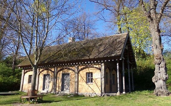 Waschhaus im Gutspark Petzow