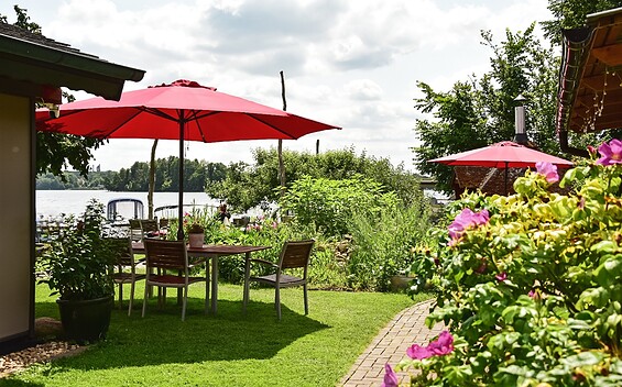 Wiesencafe Schwerin, Foto: Sandra Fonarob, Lizenz: Tourismusverband Dahme-Seenland e.V.