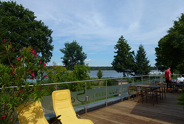 Ferienwohnungen im Wiesencafe Schwerin