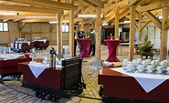 Buffet in the historic Ring Kiln, Foto: Ziegeleipark Mildenberg, Lizenz: Ziegeleipark Mildenberg