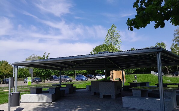 Barbecue area with canopy 2, Foto: Natalie Schmidt, Lizenz: Tourismusverband Lausitzer Seenland e.V.