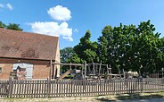 Spielplatz Schlossinsel, Foto: Amt Mecklenburgische Kleinseenplatte