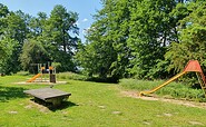 Spielplatz Strand, Foto: Amt Mecklenburgische Kleinseenplatte