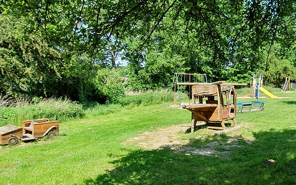 Spielplatz Strand, Foto: Amt Mecklenburgische Kleinseenplatte