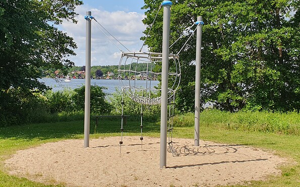Spielweg Herrensteig, Foto: Amt Mecklenburgische Kleinseenplatte