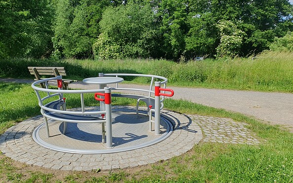 Spielweg Herrensteig, Foto: Amt Mecklenburgische Kleinseenplatte