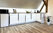 FeWo Reichwalde: Kleine Küchenzeile, Foto: Ulrike Haselbauer, Lizenz: Tourismusverband Lausitzer Seenland e.V.