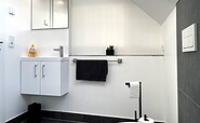Nochten vacation apartment: Bathroom with washbasin, Foto: Ulrike Haselbauer, Lizenz: Tourismusverband Lausitzer Seenland e.V.