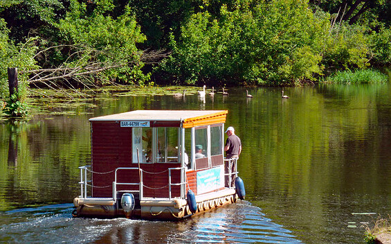Biberfloß auf dem Finowkanal, Foto: europäischer Regionaler Förderverein e.V. , Lizenz: europäischer Regionaler Förderverein e.V.