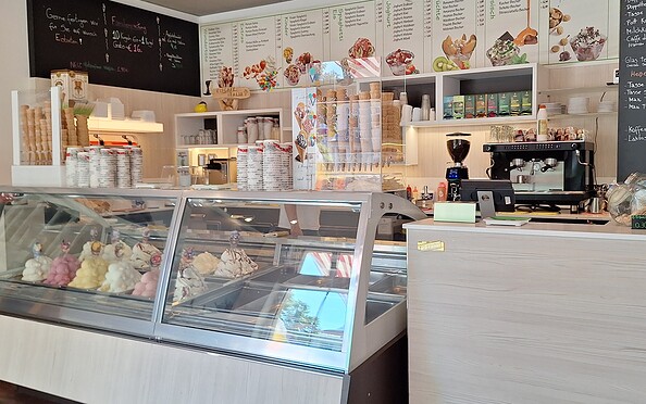 Ice cream counter, Foto: Beate Kroll, Lizenz: Touristinformation Senftenberg