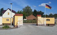 Ansicht Ein-/Ausfahrt Zimmervermietung Groß-Gastrose, Foto: MuT Guben, Foto: Kerstin Geilich, Lizenz: Marketing und Tourismus Guben e.V.