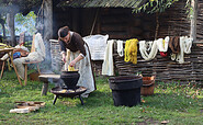 Traditionelles Färben, Foto: BAS GmbH, Lizenz: BAS GmbH
