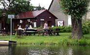 Snack bar at the ferry, Foto: Lutz-Bodo Knöfel