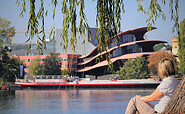 Blick über die Havel Richtung Hans Otto Theater, Foto: PMSG/ Nadine Redlich, Foto: Stephanie Kalz, Lizenz: Potsdam Marketing und Service GmbH