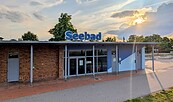 Eingang Seebad Prenzlau 2025, Foto: Merith Sommer, Lizenz: tmu GmbH