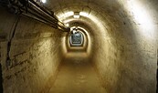 Eingangstunnel zur Bunkeranlage Fuchsbau, Foto: Matthias Beyer, Lizenz: Bunkermuseum Fuchsbau Dr. Schmidt