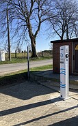 Stromladesäule am Eingang, Foto: Christina Ventzke