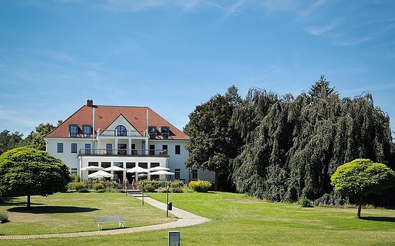 Villa Gartenansicht, Foto: N.N., Lizenz: public@das-schmoeckwitz.de