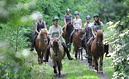 Ausritt durch den Wald, Foto: Elke Melchert, Lizenz: Rüsterhof