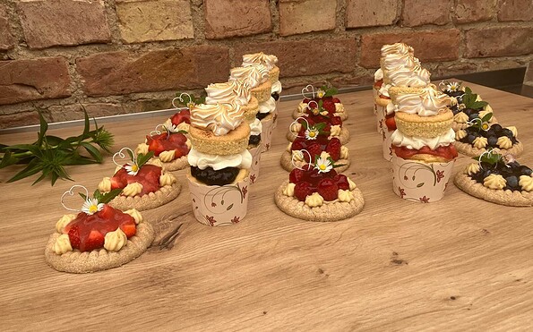 "Das Schüli" - tiny cakes, Foto: Jana Schüler