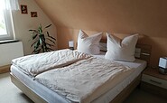 Ferienwohnung-Bielefeldt-Schlafzimmer 1, Foto: Bielefeldt, Lizenz: Bielefeldt