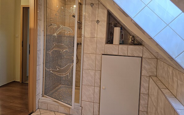 Bad mit Dusche, Foto: Touristinformation Senftenberg, Lizenz: TV LSL e.V.